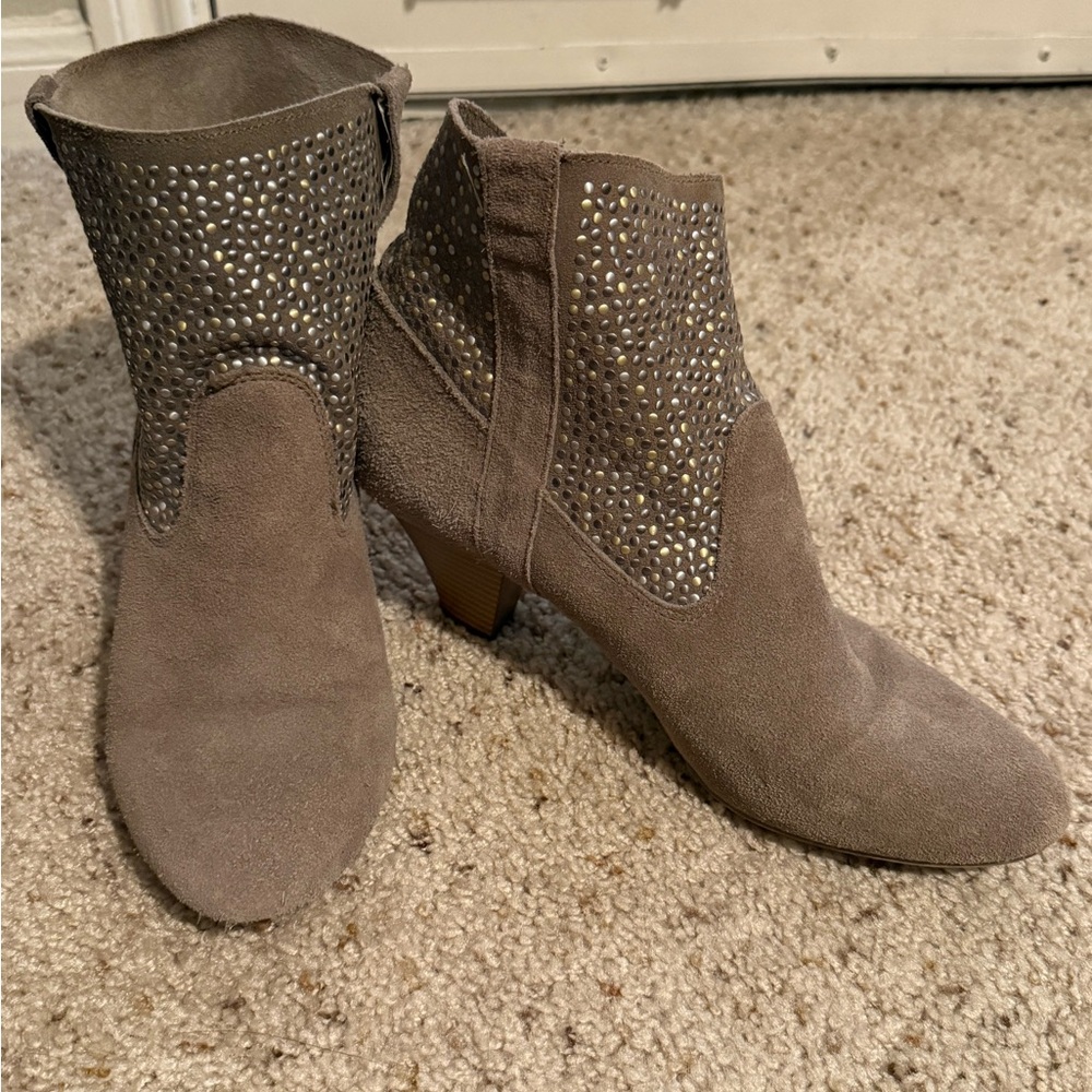 American Eagle Outfitters, Taupe Suede Ankle Boots, size 10